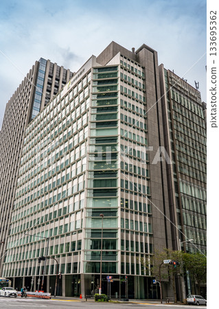 三井住友銀行五福橋大樓(五福橋十字路口)東京都中央區八重洲 三井住友銀行五福橋大樓(五福橋十字路口)東京都中央區八重洲 133695362