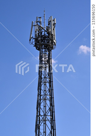 Communication image (radio tower: base station) 133696150