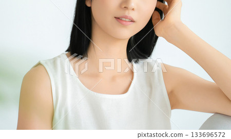 年輕女子的美麗形象 年輕女子的美麗形象 133696572