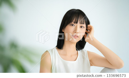 年輕女子的美麗形象 年輕女子的美麗形象 133696573