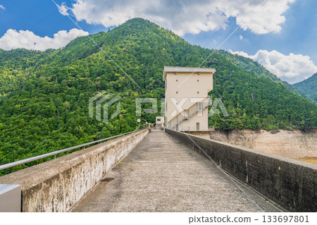 從愛知縣新城市眺望烏雷水壩 133697801