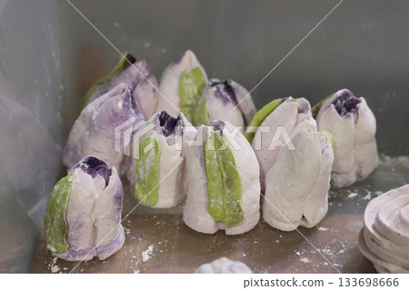 Marshmallow flowers in a container, marshmallow tulips, homemade marshmallow 133698666