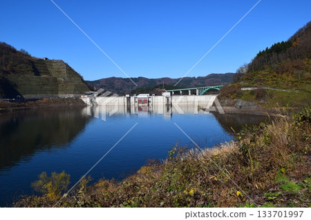 Kanawa River Dam的100個水壩湖泊 Kanawa River Dam的100個水壩湖泊 133701997