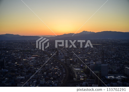Sunset glow in Gifu city Sunset glow in Gifu city 133702291