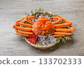 Giant snow crab presentation 133702333