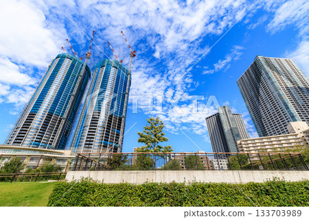 東京中央區豐洲町正在興建中的高層公寓大樓 133703989