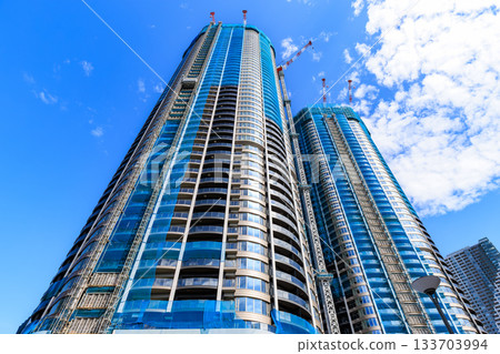 東京中央區豐洲町正在興建中的高層公寓大樓 133703994