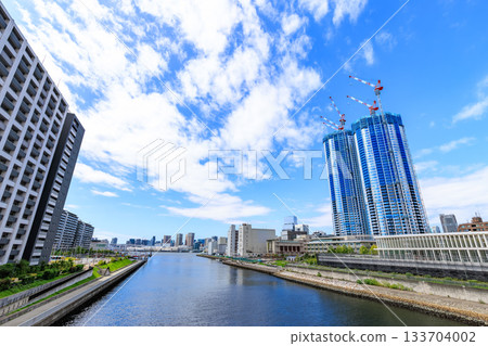 東京中央區豐洲町正在興建中的高層公寓大樓 133704002