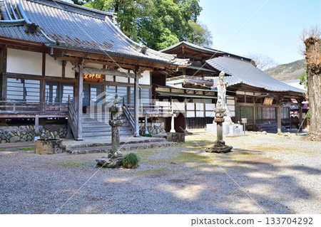 淨蓮寺院內，東秩父村 133704292