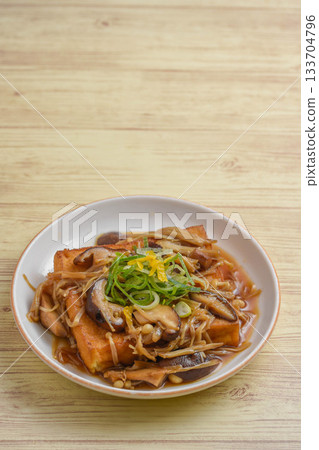 香煎豆腐配蘑菇 133704796