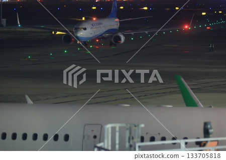airplane airplane 133705818