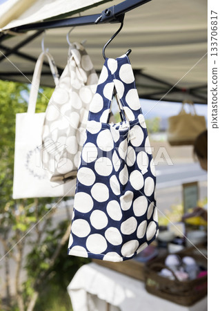 Marche image Marche image 133706817