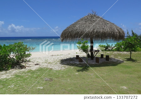 羅塔美麗的大海和陰涼的小屋 133707272