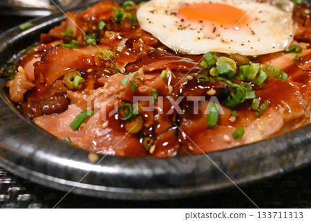 今治烤豬肉蛋飯 今治烤豬肉蛋飯 133711313