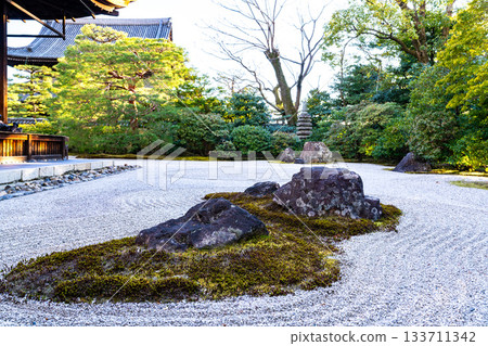 京都府京都市東山區大淵園1號建仁寺北條石庭的冬季景色 133711342