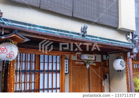 京都府京都市東山區宮川町3號的冬日傍晚景色 133711357