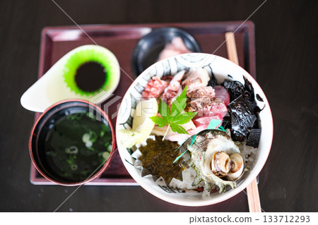 新鮮海鮮海鮮飯的產品攝影 133712293