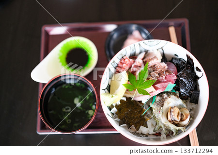 新鮮海鮮海鮮飯的產品攝影 133712294