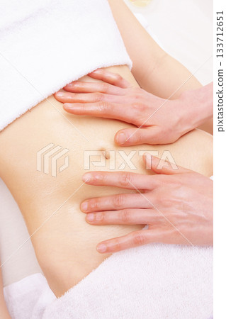 belly massage 133712651