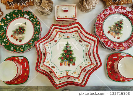 Christmas souvenirs, tableware with New Year's ornaments 133716508