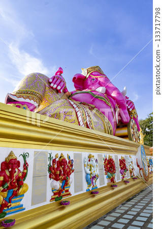 泰國粉紅象頭神殿(Wat Saman Rattanaram),一個能量點 泰國粉紅象頭神殿(Wat Saman Rattanaram),一個能量點 133717798