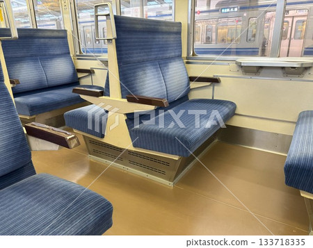 Seats on the local train to Chichibu 133718335