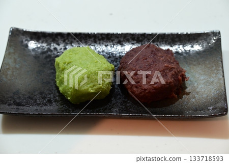 Zunda and red bean paste rice balls 133718593