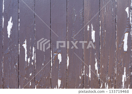 老舊木牆的損壞 133719468