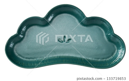 Cloud-shaped green ceramic plate (white background) 133719853