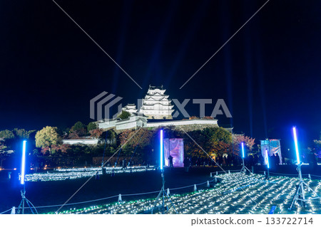 Himeji Castle that was lighted up Himeji Castle that was lighted up 133722714