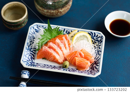 鱒魚鮭魚刺身 鱒魚鮭魚刺身 133723202