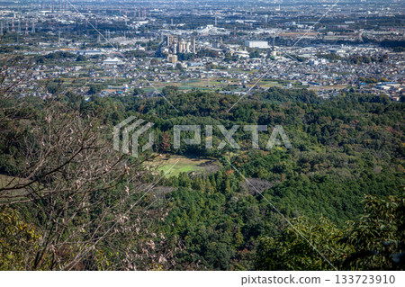 從日和田山眺望里山及工業區:埼玉縣日高市駒川沿岸街景 從日和田山眺望里山及工業區:埼玉縣日高市駒川沿岸街景 133723910