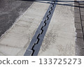 Bridge joint 133725273