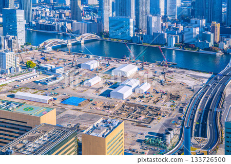 日本東京城市景觀：邁向新時代。築地市場舊址景觀。即將重新開發…= 14日 133726500