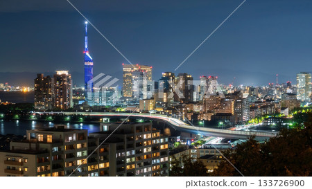 Fukuoka tower and express way in city at dusk from Atago shrine, Japan Fukuoka tower and express way in city at dusk from Atago shrine, Japan 133726900