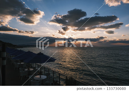 [Happy Pancake Awajishima Terrace] Beautiful sunset light 133730080