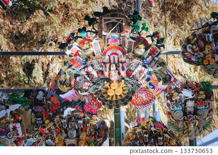 Many treasures sold at the annual Ebisu-ko festival Many treasures sold at the annual Ebisu-ko festival 133730653