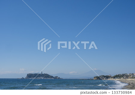 Enoshima and Mt. Fuji as seen from Shichirigahama Enoshima and Mt. Fuji as seen from Shichirigahama 133730984