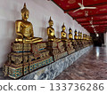 golden buddha statue 133736286