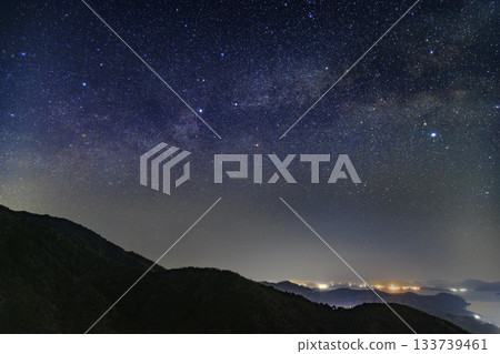 Setouchi's early spring starscape: The rising Milky Way and Cygnus 133739461