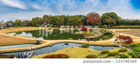 岡山後樂園是日本三大名園之一，也是江戶時代典型的漫步式庭園。 133740164
