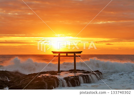 茨城縣大洗磯崎神社的日出 133740302