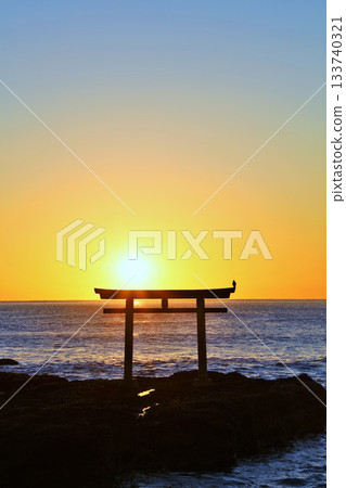 茨城縣大洗磯崎神社的日出 133740321