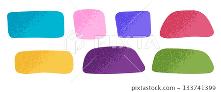 Set of cute text boxes with gritty texture in doodle style. Organic shapes for tags, labels or speech bubbles isolated on white background. Hand drawn asymmetric forms. Vector flat illustration Set of cute text boxes with gritty texture in doodle style. Organic shapes for tags, labels or speech bubbles isolated on white background. Hand drawn asymmetric forms. Vector flat illustration 133741399