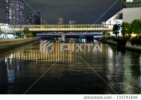 Minato Mirai Walk across the Katabira River in Yokohama 133741606