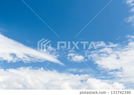 秋日的天空:平靜的藍天與白雲 43 秋日的天空:平靜的藍天與白雲 43 133742390