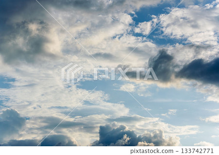 夏日天空:黃昏時的天空與雲彩 211 夏日天空:黃昏時的天空與雲彩 211 133742771