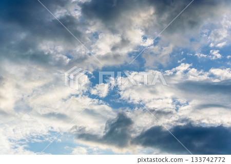 夏日天空:黃昏時的天空與雲彩 212 夏日天空:黃昏時的天空與雲彩 212 133742772