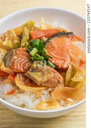 味噌烤鮭魚飯 133744547