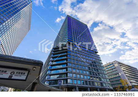 Yodoyabashi Gate Tower, Osaka, Yodoyabashi Station One exterior 133746991